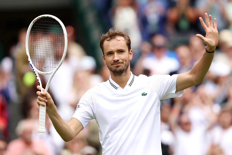 Инвентарь теннисиста: Tecnifibre T-Fight 305 RS со струнами средней жёсткости