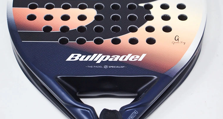Ракетка Bullpadel Elite Woman 2026 для женщин в магазине Корт