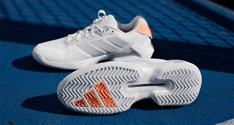 Кроссовки женские Adidas Adizero Ubersonic 5 (Белый/Серебристый Металлик/Оранжевый) на сайте kortmag.ru
