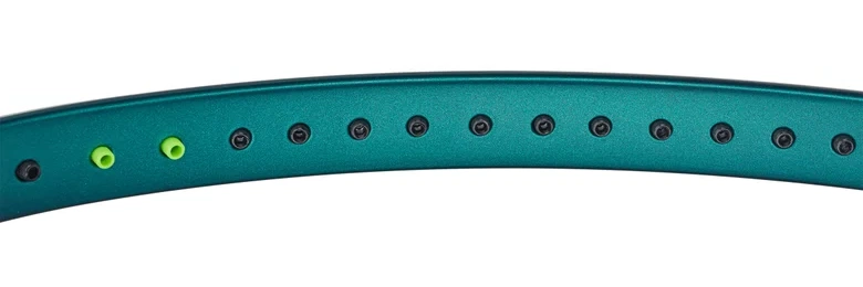 Обруч с углеродным волокном ракетки Wilson Blade 98 16x19 V9.0